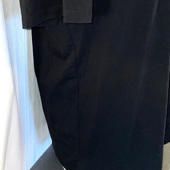 NWOT Men's Size XL Buttercloth® Solid Black Short Sleeve V-Neck T-Shirt - Picture 6 of 8